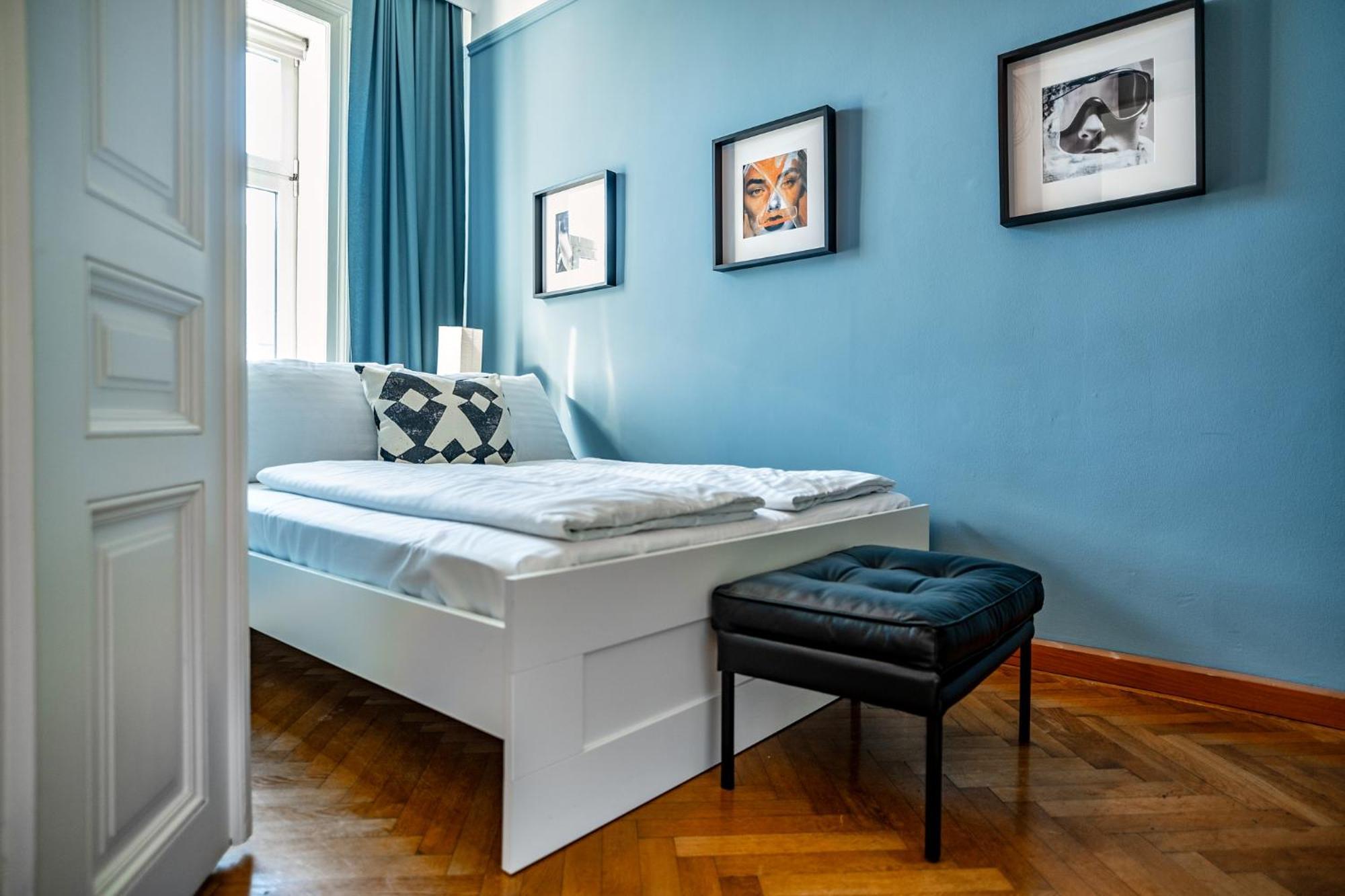 Apartment Feel At I Bright Windows I Penzing Trainstation Wien
