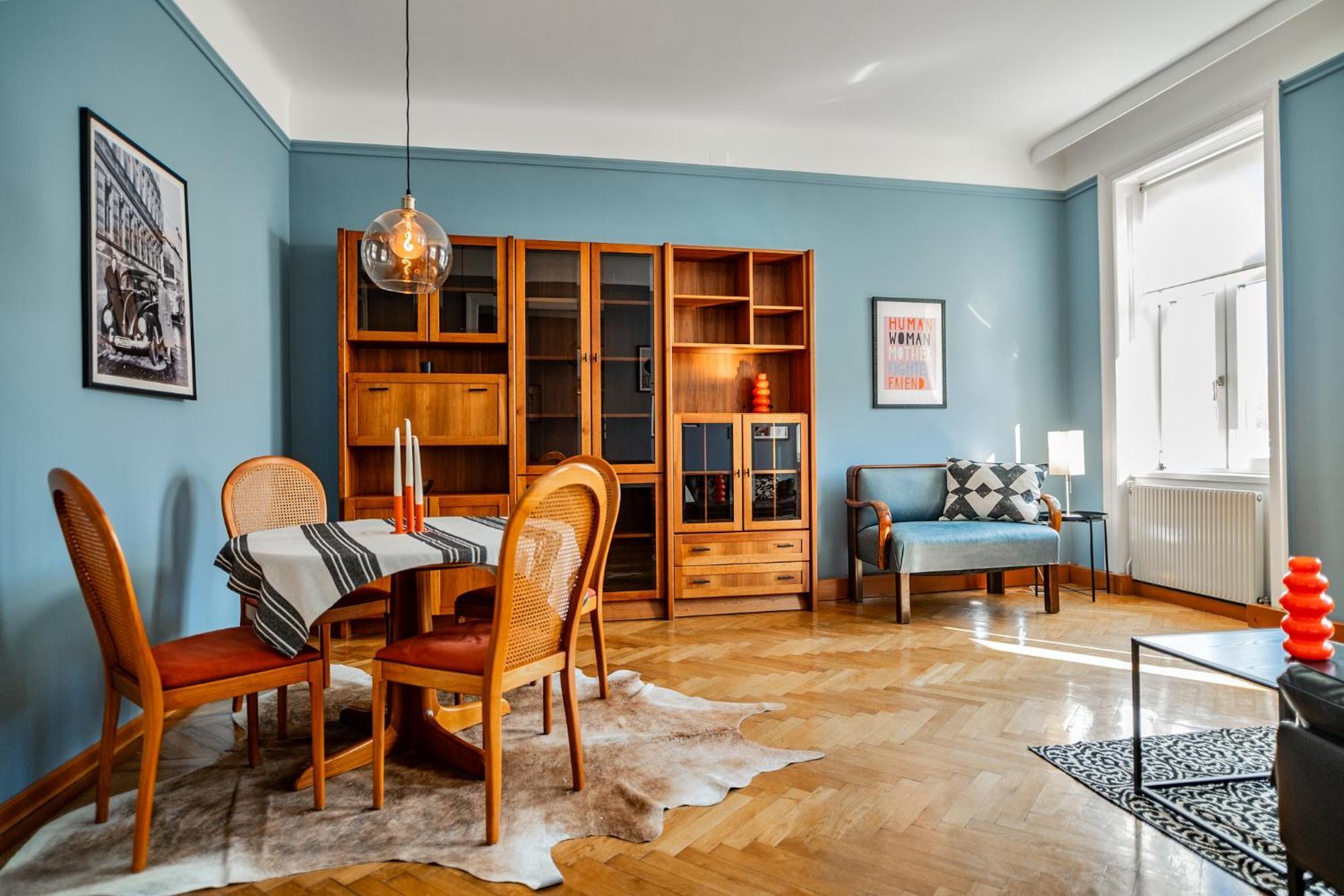Feel At I Bright Windows I Penzing Trainstation Apartment Wien